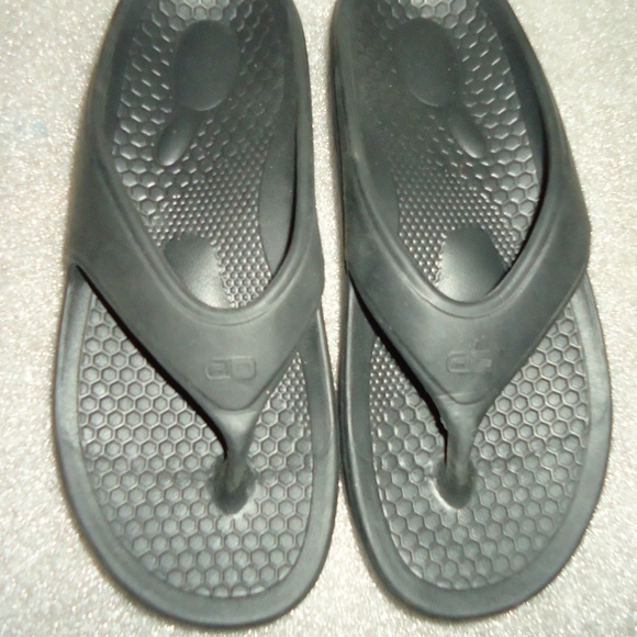 Spenco Fusion F2 Men's Black Flip Flops Size-M11 - Picture 5 of 13